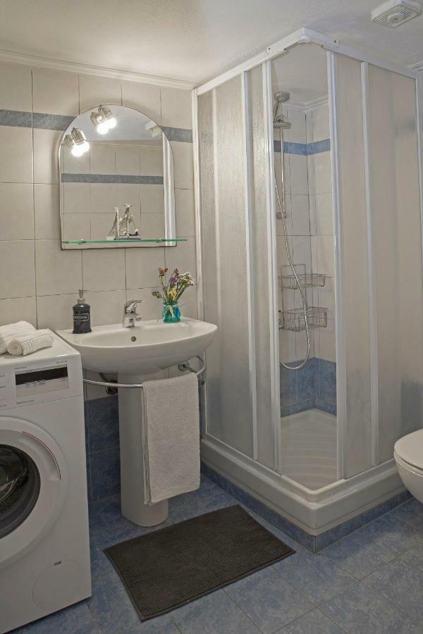 Remezzo Apartments Akrogiali المظهر الخارجي الصورة