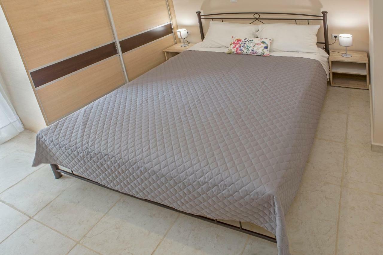 Remezzo Apartments Akrogiali المظهر الخارجي الصورة